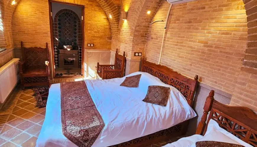 بوتیک هتل جهانشاهی یک خانه سنتی با امکانات مدرن در خدمت میهمانان عزیز است